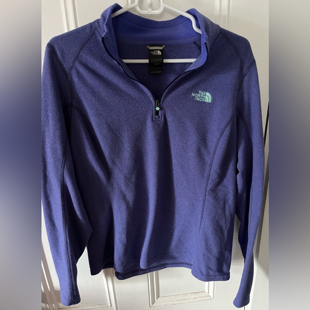 Women’s North Face fleece quarter zip, size L